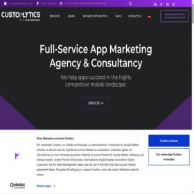 Скриншот главной страницы сайта customlytics.com
