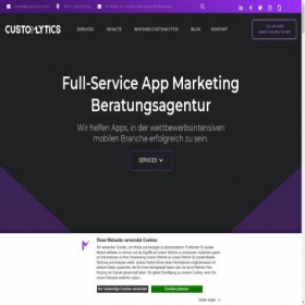 Скриншот главной страницы сайта customlytics.site