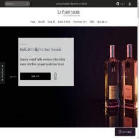 Скриншот главной страницы сайта laparfumerieusa.com