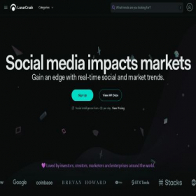 Скриншот главной страницы сайта lunarcrush.com