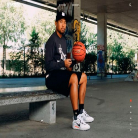 Скриншот главной страницы сайта sneakerok.store